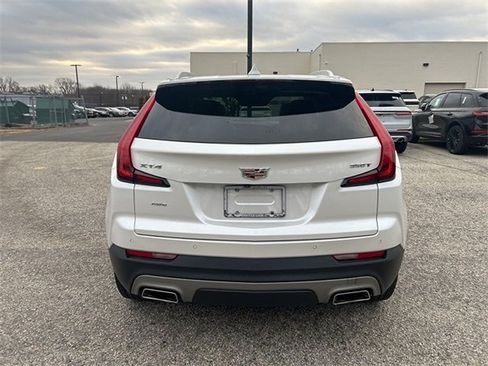 Used 2023 Cadillac XT4 Premium Luxury w/ Technology Package image 4