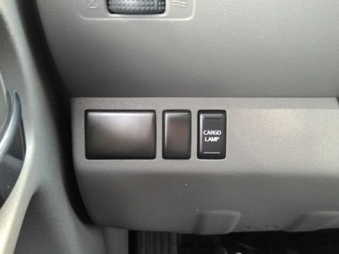 Used 2021 Nissan Frontier S image 27