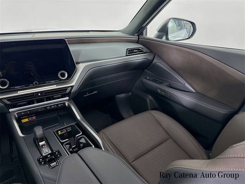 Used 2025 Lexus TX 350 AWD image 25