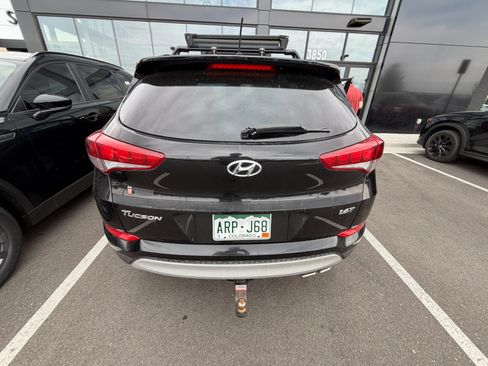Used 2017 Hyundai Tucson Night FWD image 3