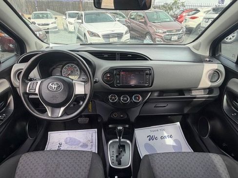 Used 2016 Toyota Yaris LE FWD image 11