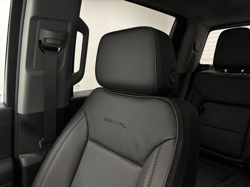 New 2026 GMC Sierra 1500 Denali w/ Denali Reserve Package image 45