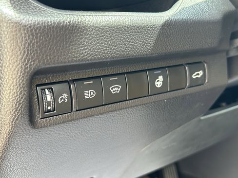 Used 2025 Toyota RAV4 XLE Premium w/ Weather Package AWD/4WD image 15