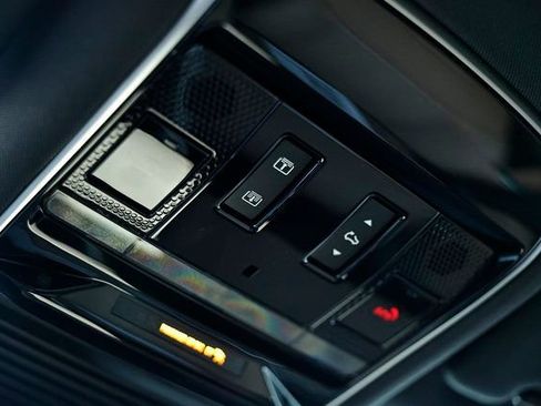 New 2025 Land Rover Range Rover Sport SE AWD/4WD image 46