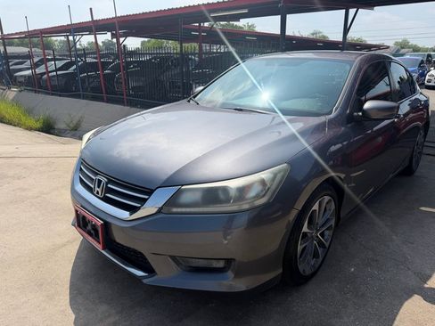 Used 2014 Honda Accord Sport image 29