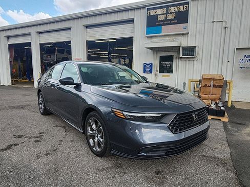 Used 2024 Honda Accord EX image 7
