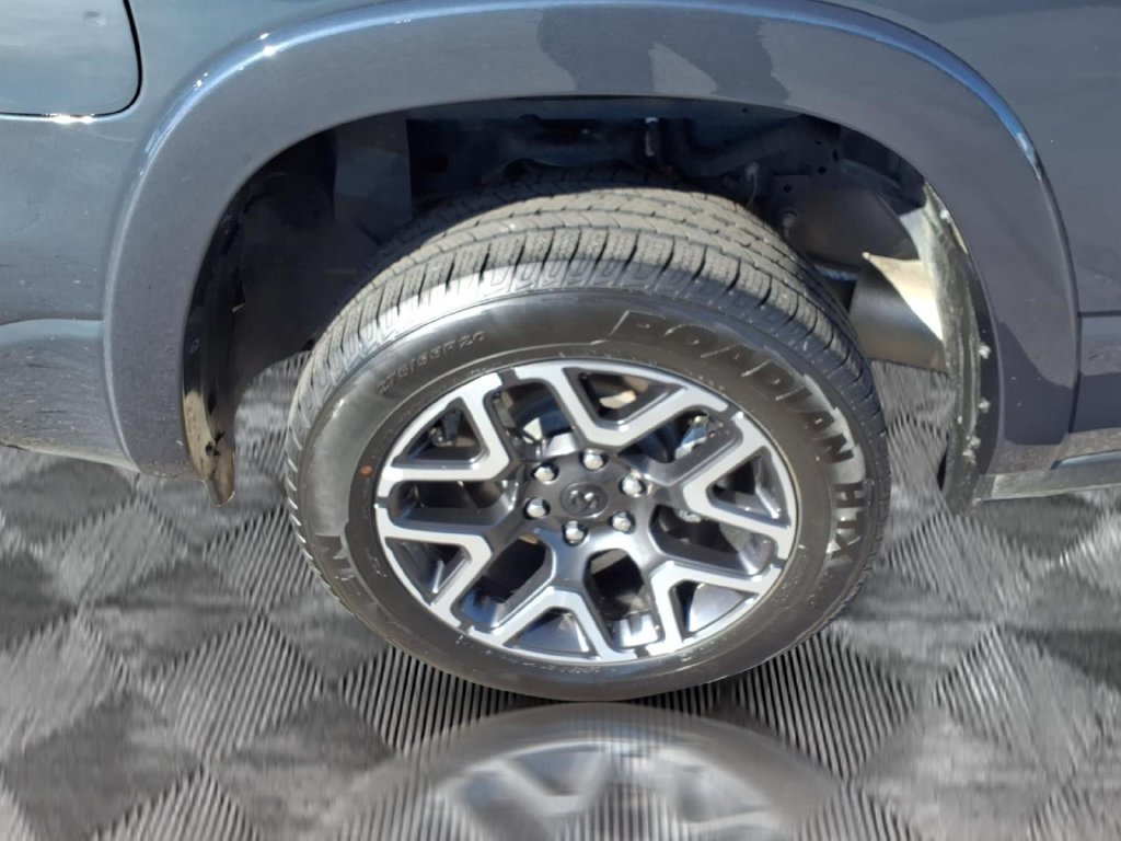 Used 2026 RAM 1500 Laramie AWD/4WD image 23