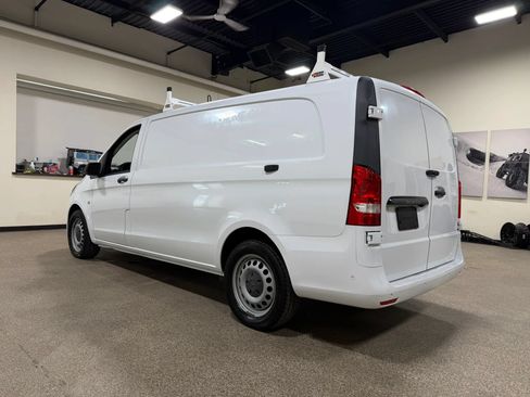 Used 2021 Mercedes-Benz Metris image 7