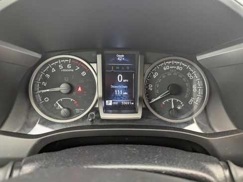 Used 2022 Toyota Tacoma SR5 image 22