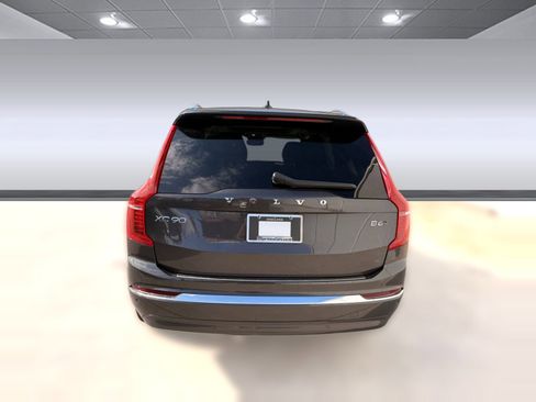 Certified 2023 Volvo XC90 B6 Plus w/ Protection Package Premier image 10
