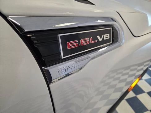 Used 2022 GMC Sierra 2500 SLE w/ SLE Value Package; AWD/4WD image 17