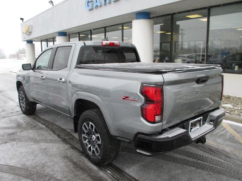 Used 2023 Chevrolet Colorado Z71 w/ Z71 Convenience Package 2 image 3