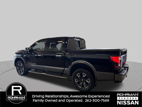 Used 2020 Nissan Titan Platinum Reserve w/ Moonroof Package AWD/4WD image 3