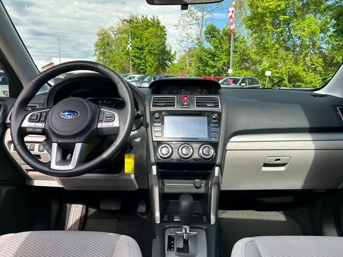 Used 2017 Subaru Forester 2.5i Premium AWD/4WD image 13