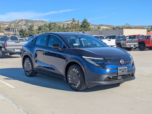 New 2026 Nissan Leaf w/ Floor Mat Package (S+) image 3