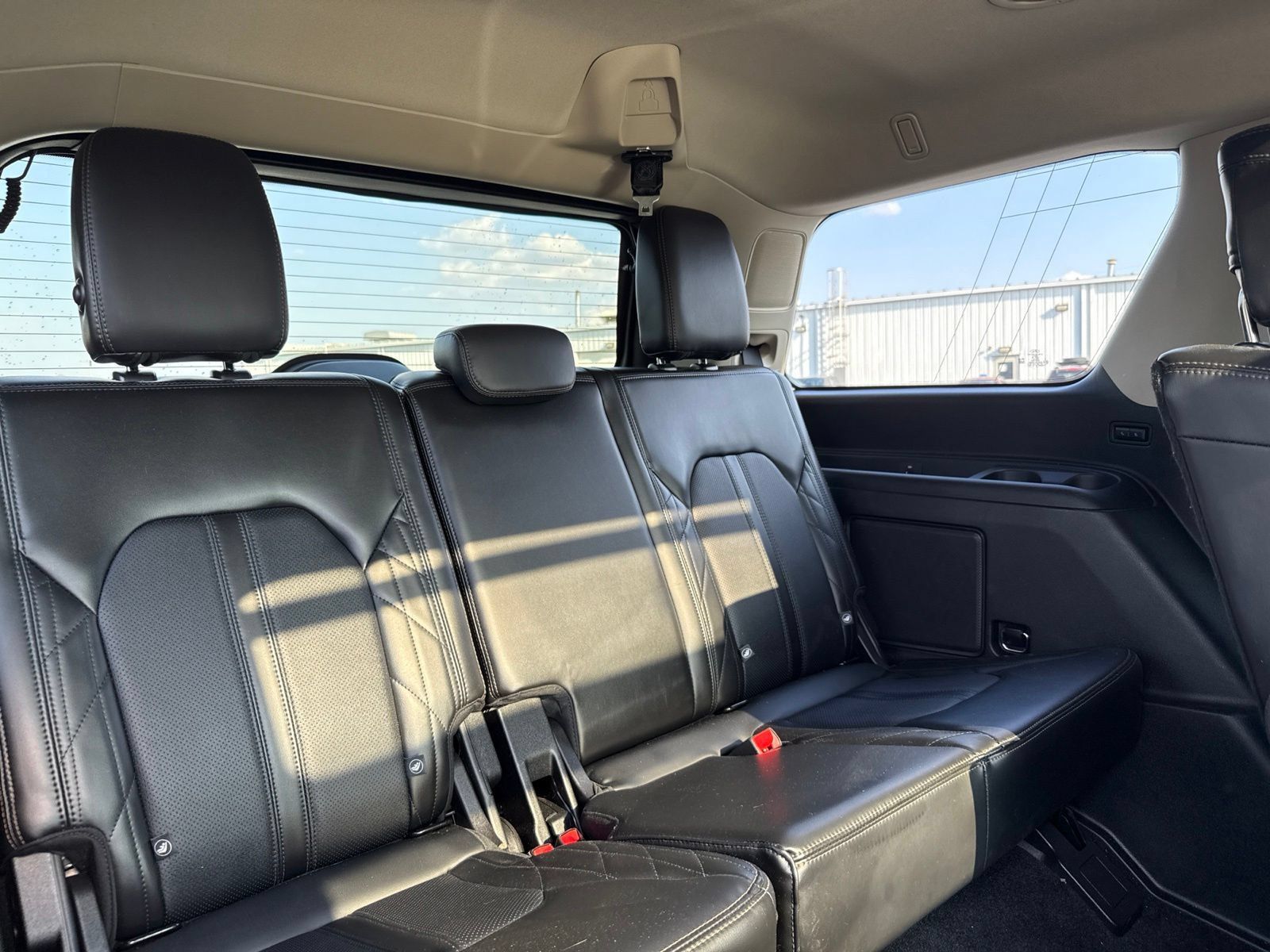 Used 2019 Ford Expedition Platinum AWD/4WD image 9