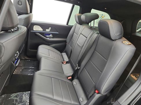Certified 2026 Mercedes-Benz GLS 450 4MATIC image 16