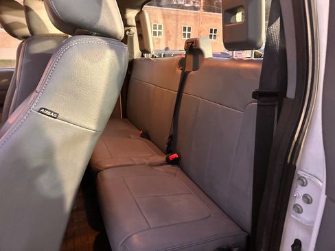 Used 2016 Ford F250 XL w/ XL Appearance Package image 9