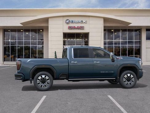 New 2026 GMC Sierra 2500 Denali w/ Denali Reserve Package AWD/4WD image 5