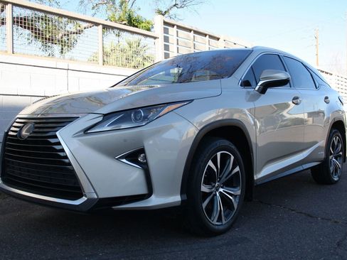Used 2019 Lexus RX 450h AWD w/ Navigation Package image 28