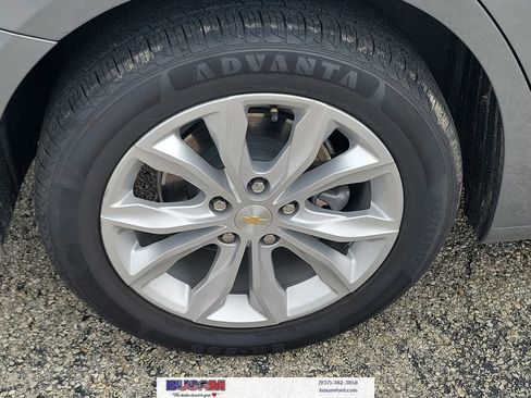 Used 2024 Chevrolet Malibu LT FWD image 5