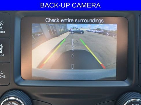 Used 2018 Jeep Compass Latitude w/ Cold Weather Group AWD/4WD image 6