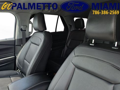 Used 2023 Ford Explorer XLT w/ Equipment Group 202A RWD image 20