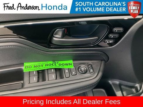 New 2026 Honda Odyssey Touring image 6