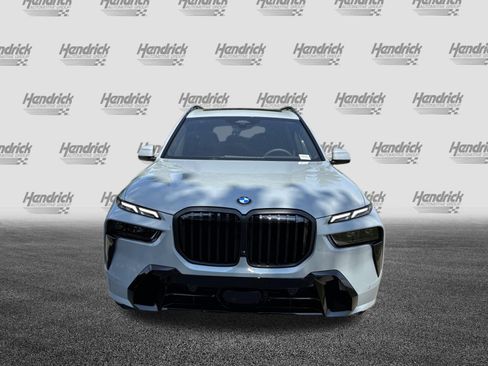 New 2027 BMW X7 xDrive40i w/ M Sport Package AWD/4WD image 3
