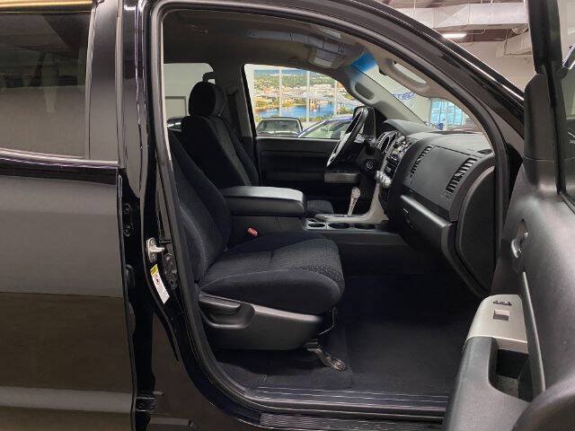 Used 2009 Toyota Tundra 4x4 Double Cab w/ TRD Rock Warrior Pkg image 17