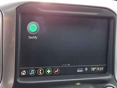 Used 2019 Chevrolet Silverado 1500 LT Trail Boss AWD/4WD image 31
