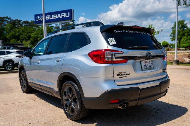 Used 2025 Subaru Ascent Onyx Edition AWD/4WD image 4