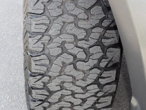 Used 2018 Ford F150 Raptor w/ Equipment Group 802A Luxury AWD/4WD image 11