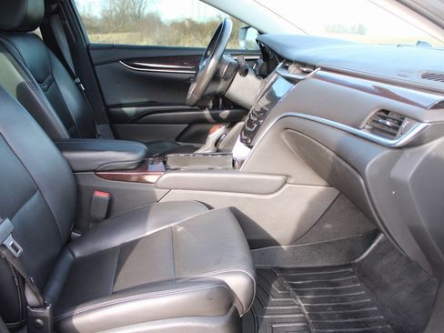 Used 2016 Cadillac XTS Luxury image 18