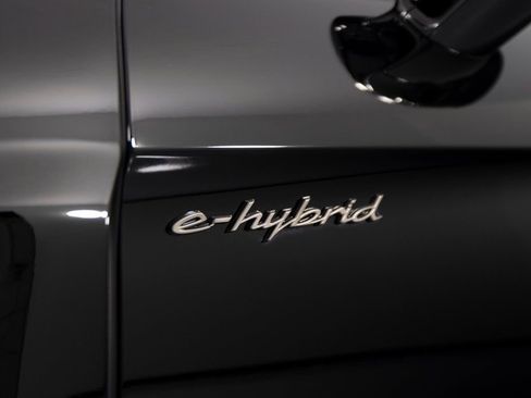 New 2026 Porsche Panamera Turbo image 43