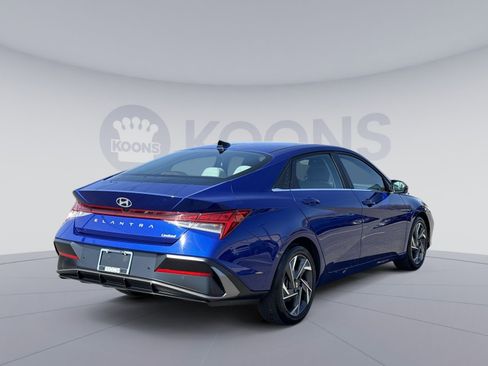 Certified 2024 Hyundai Elantra Limited image 7
