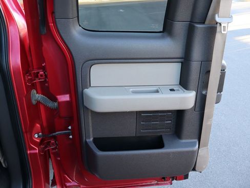 Used 2010 Ford F150 XLT image 24