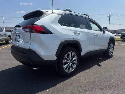 Used 2024 Toyota RAV4 XLE Premium FWD image 8