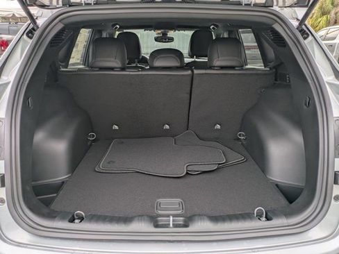 New 2026 Jeep Compass Latitude AWD/4WD image 11