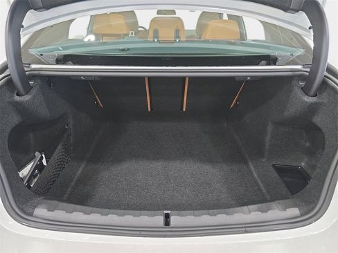 Certified 2025 BMW 330i Sedan w/ Convenience Package image 26