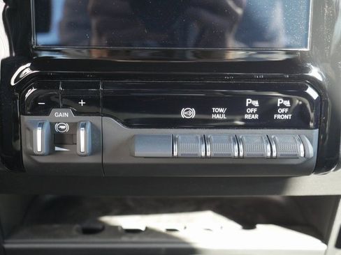 Used 2025 RAM 2500 Tradesman image 18