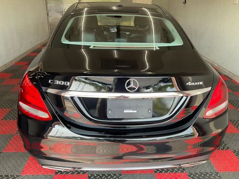 Used 2018 Mercedes-Benz C 300 4MATIC Sedan image 21