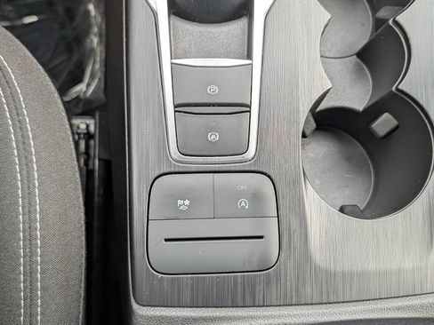 Used 2023 Ford Escape Active AWD/4WD image 28