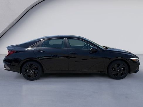 New 2026 Hyundai Elantra Sport FWD image 6
