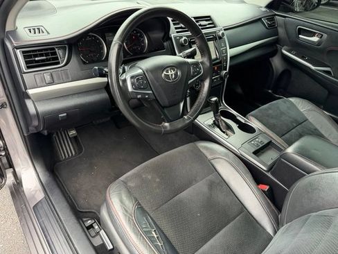 Used 2015 Toyota Camry XSE w/ Moonroof Package FWD image 15