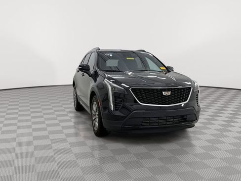 Certified 2023 Cadillac XT4 Sport w/ Technology Package AWD/4WD image 2