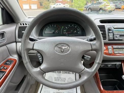 Used 2002 Toyota Camry XLE image 13