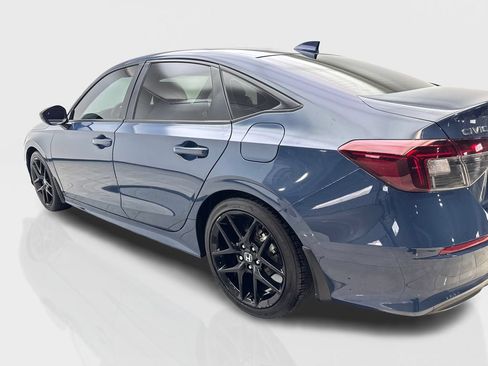 Used 2025 Honda Civic Sport image 14