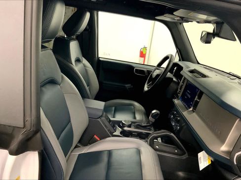 Certified 2024 Ford Bronco Outer Banks image 8