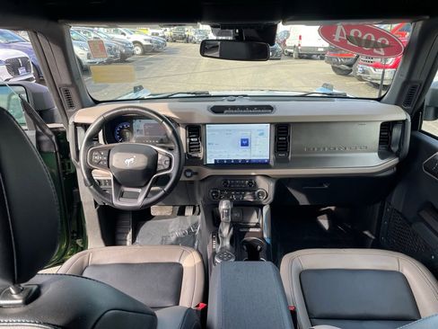 Used 2024 Ford Bronco Wildtrak AWD/4WD image 10